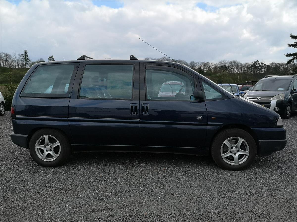 Peugeot 806 Kombi 2,1 l 80 kw