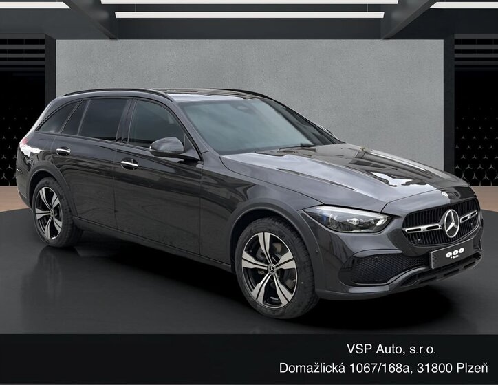 Mercedes-Benz Třídy C Kombi 2,0 l 157 kw