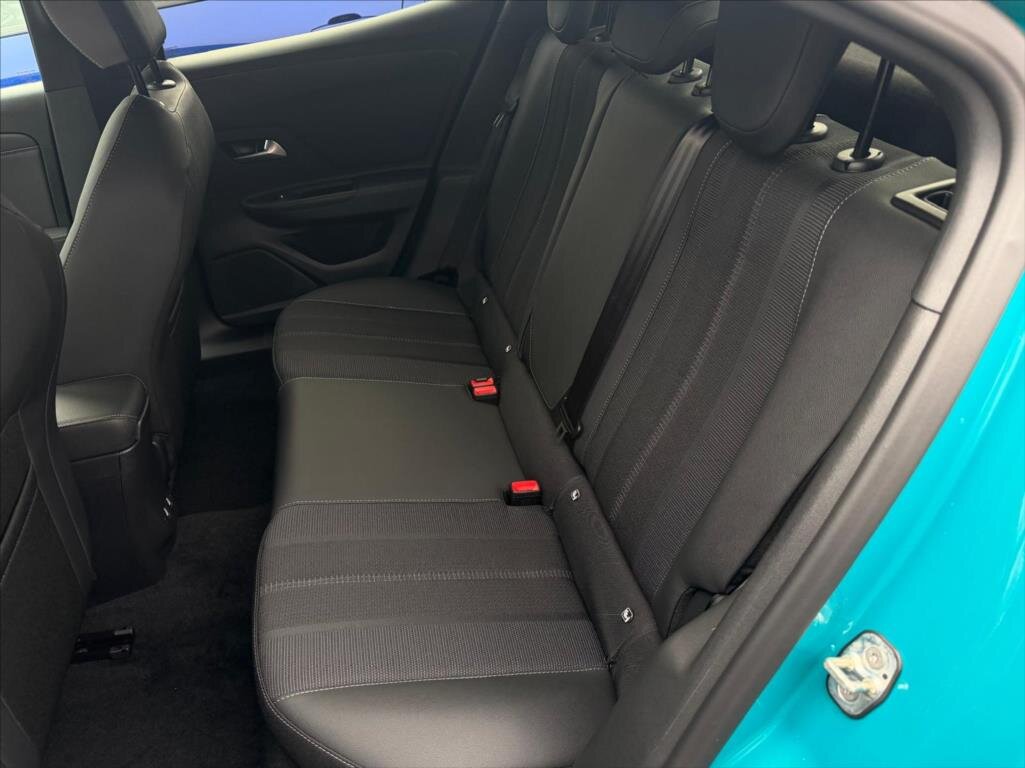 Opel Mokka SUV / Terénní 1,2 l 100 kw