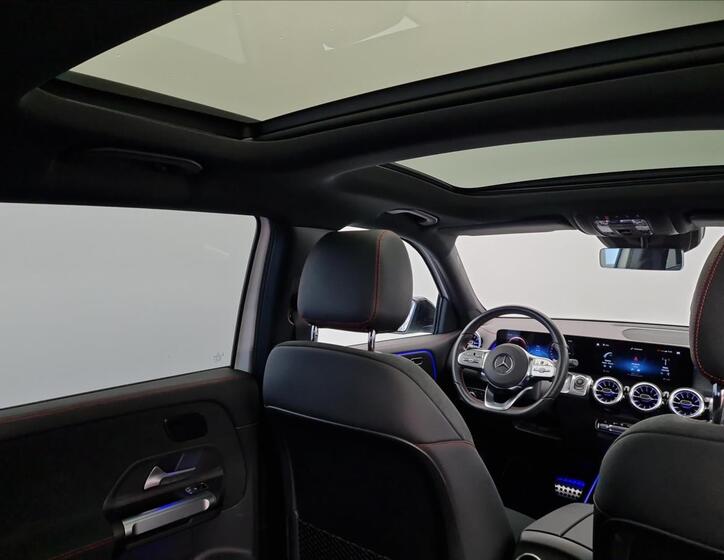 Mercedes-Benz EQB 21