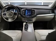 Volvo XC90 SUV 2,0 l 173 kw