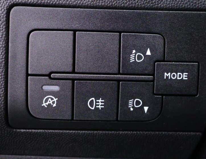 Peugeot Boxer Skříň 2,2 l 121 kw