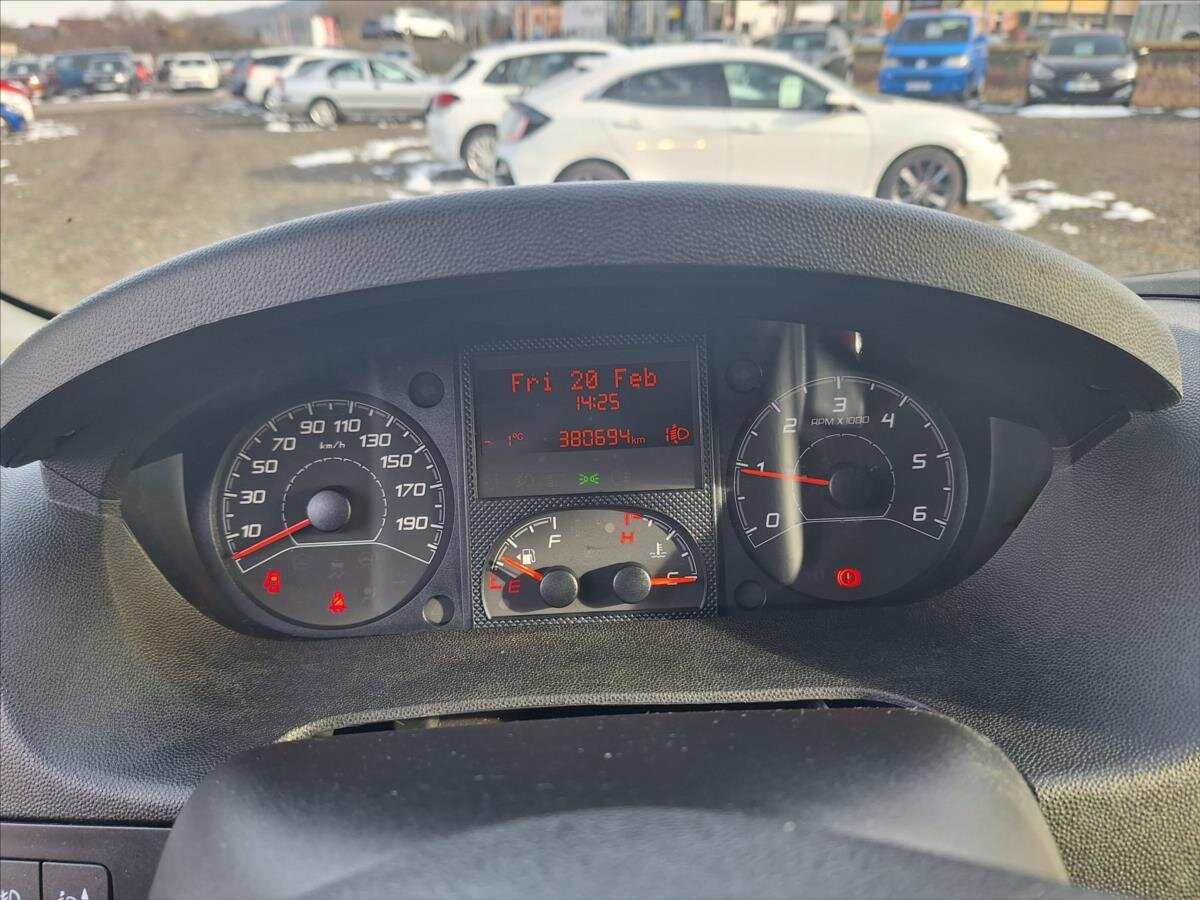 Peugeot Boxer Skříň 2,2 l 121 kw