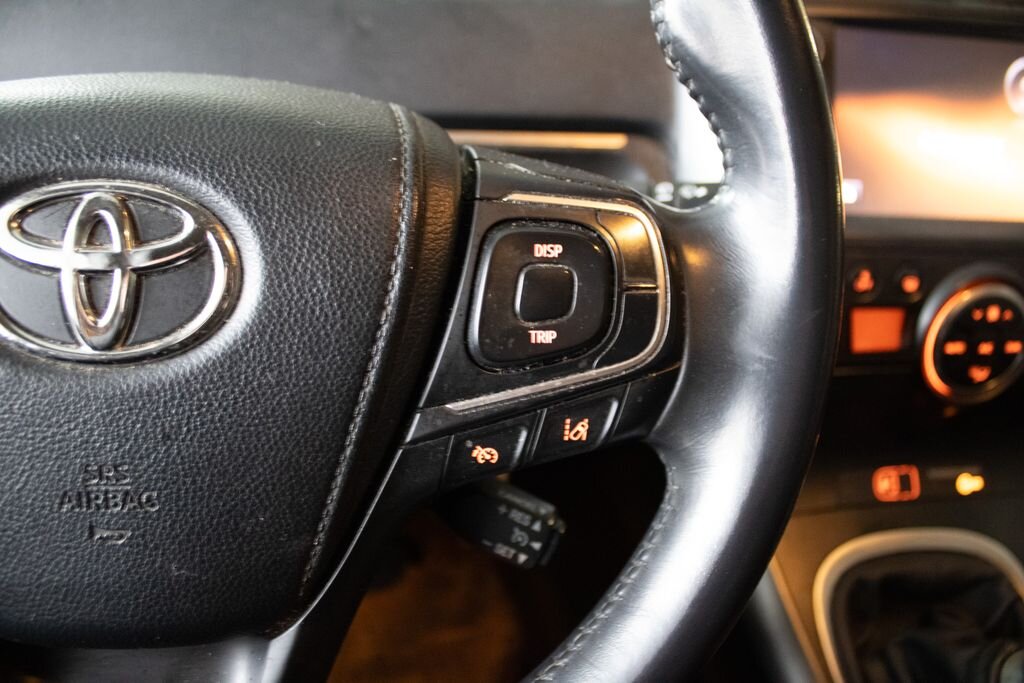 Toyota Verso MPV 1,6 l 97 kw