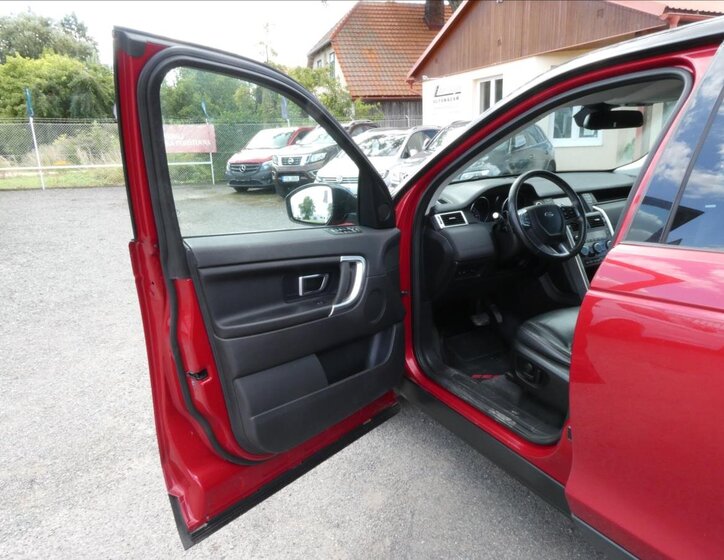 Land Rover Discovery Sport SUV 2,0 l 110 kw