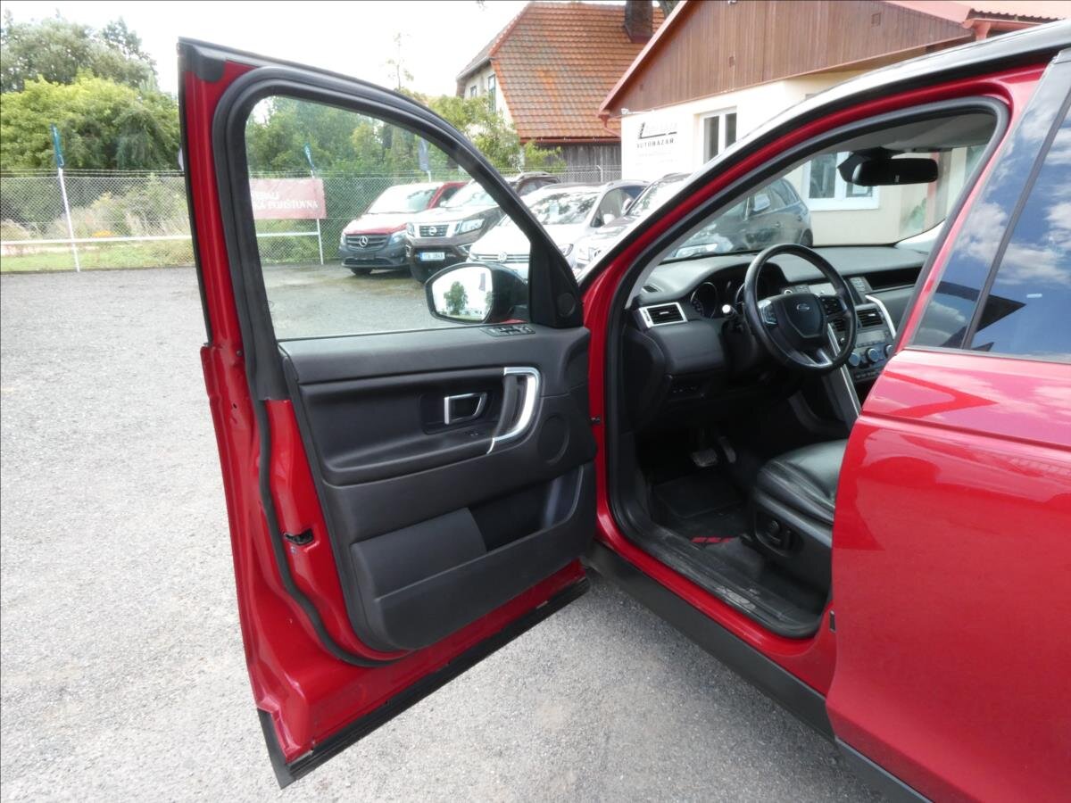 Land Rover Discovery Sport SUV 2,0 l 110 kw