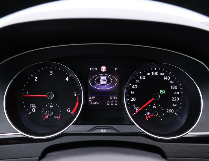 Volkswagen Passat Kombi 2,0 l 110 kw