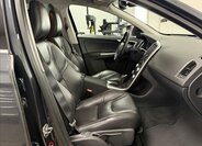 Volvo XC60 11