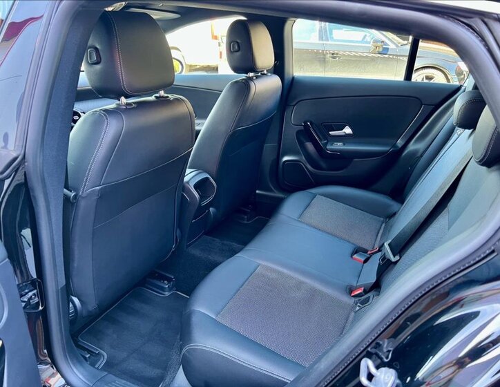 Mercedes-Benz CLA Kombi 1,5 l 85 kw