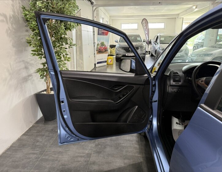 Hyundai ix20 MPV 1,6 l 92 kw