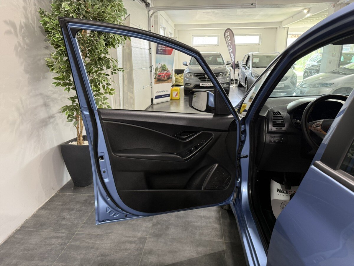 Hyundai ix20 MPV 1,6 l 92 kw