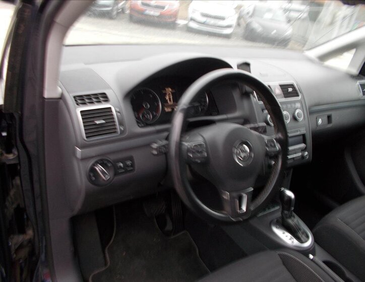 Volkswagen Touran MPV 2,0 l 103 kw
