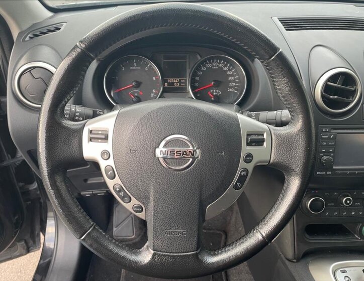 Nissan Qashqai SUV 2,0 l 110 kw