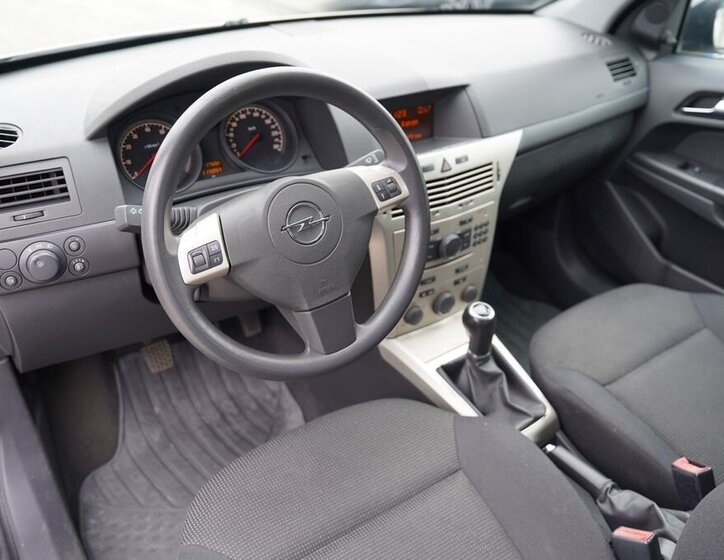 Opel Astra 15