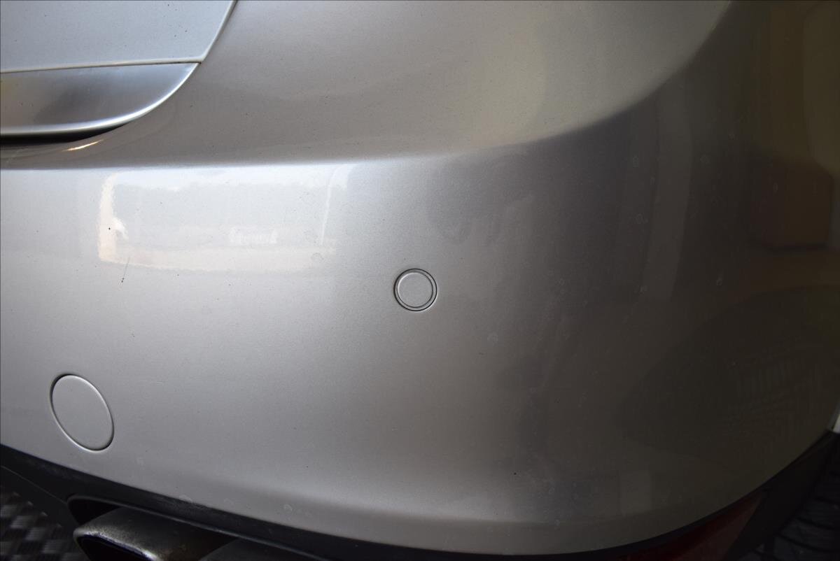 Porsche Cayenne SUV 4,8 l 405 kw