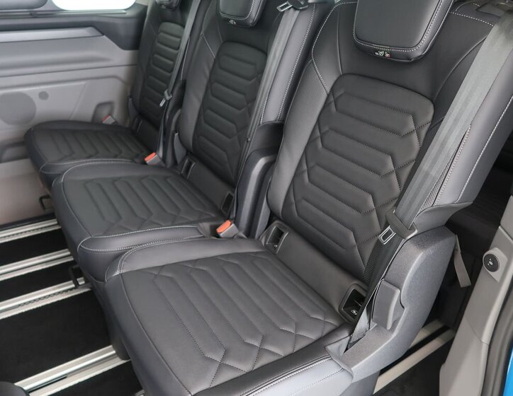 Ford Tourneo Custom VAN / Minibus 0,0 160 kw