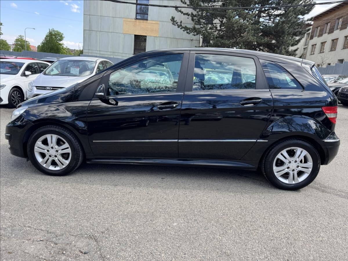 Mercedes-Benz Třídy B Hatchback 2,0 l 103 kw