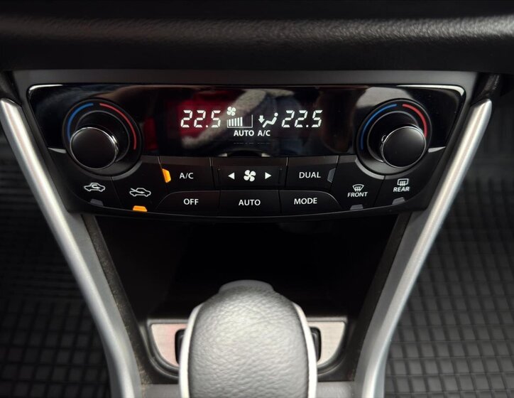 Suzuki SX4 S-Cross SUV / Terénní 1,4 l 103 kw