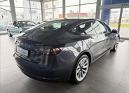 Tesla Model 3 Sedan / Limuzína 0,0 366 kw