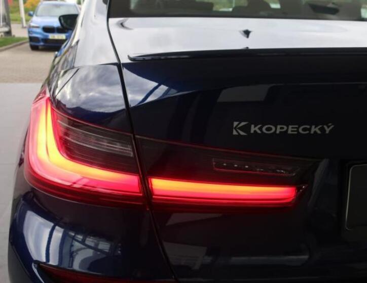 BMW Řada 3 18