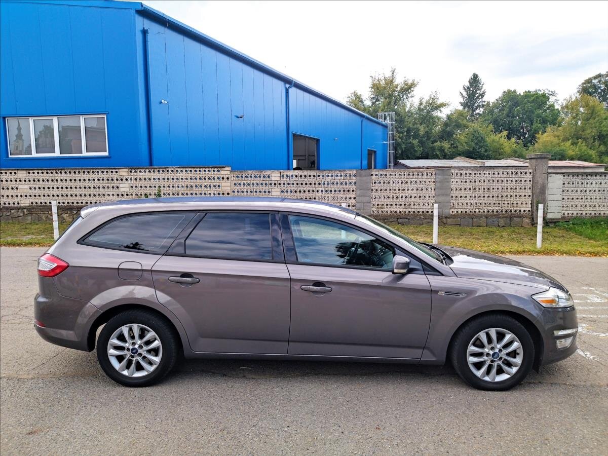 Ford Mondeo Kombi 2,0 l 120 kw
