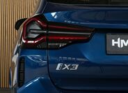 BMW iX3 11