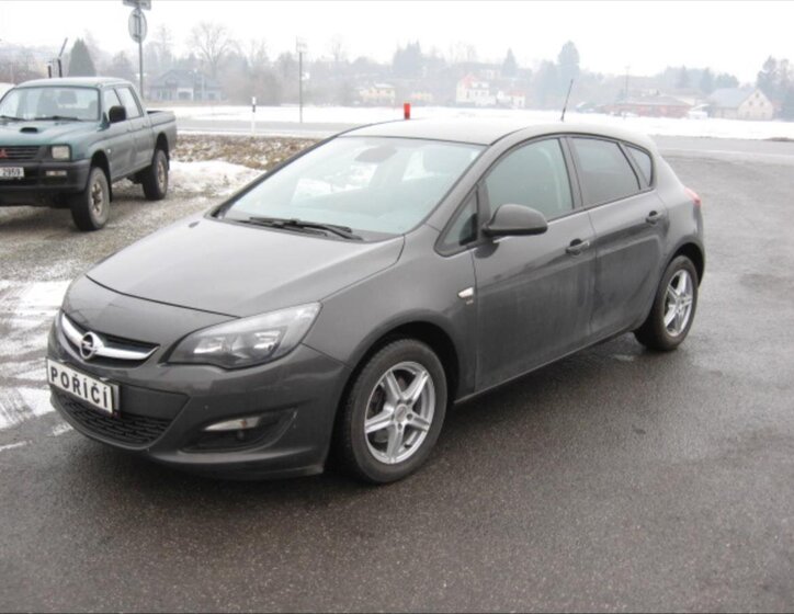 Opel Astra Hatchback 1,7 l 96 kw