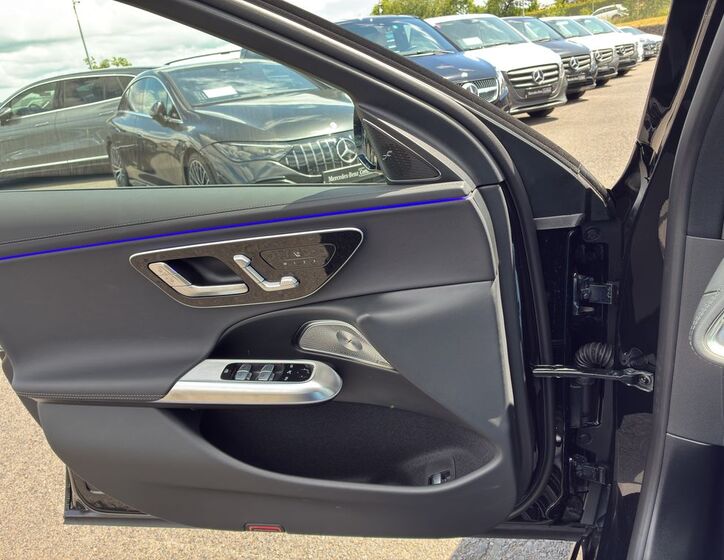 Mercedes-Benz Třídy E 22