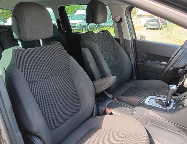 Peugeot 5008 MPV 1,6 l 88 kw