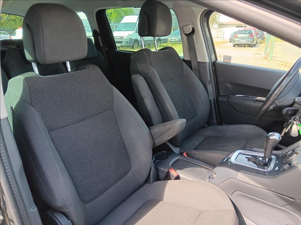 Peugeot 5008 MPV 1,6 l 88 kw