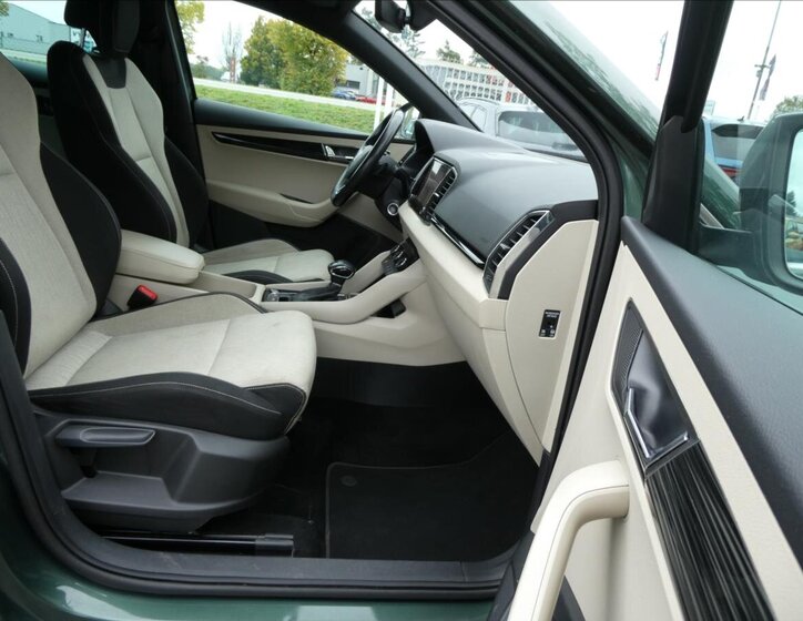 Škoda Karoq 24