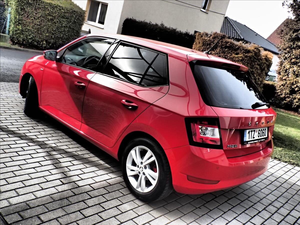 Škoda Fabia Hatchback 999,0 70 kw