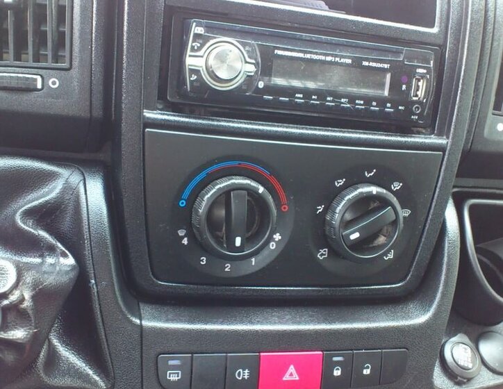 Citroën Jumper Valník 2,2 l 81 kw