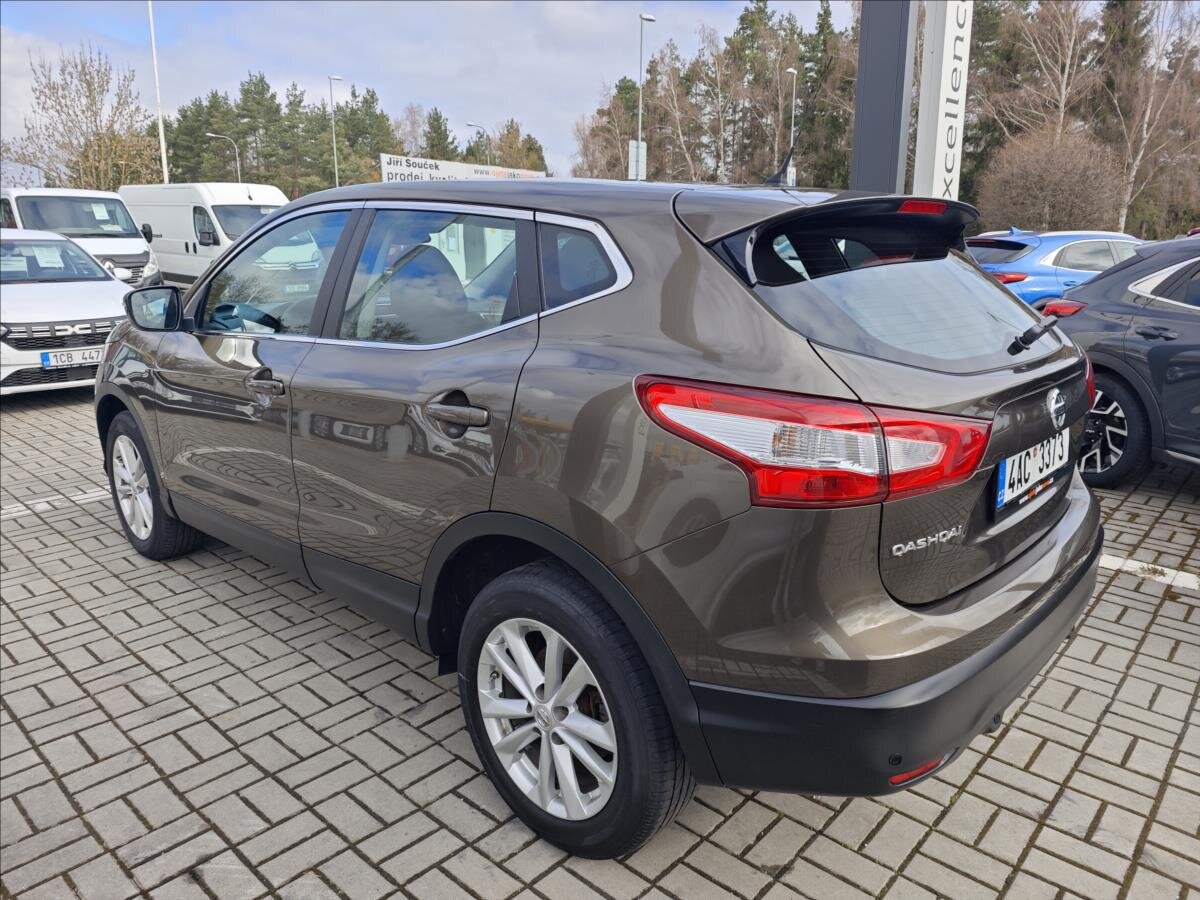 Nissan Qashqai SUV / Terénní 1,2 l 85 kw