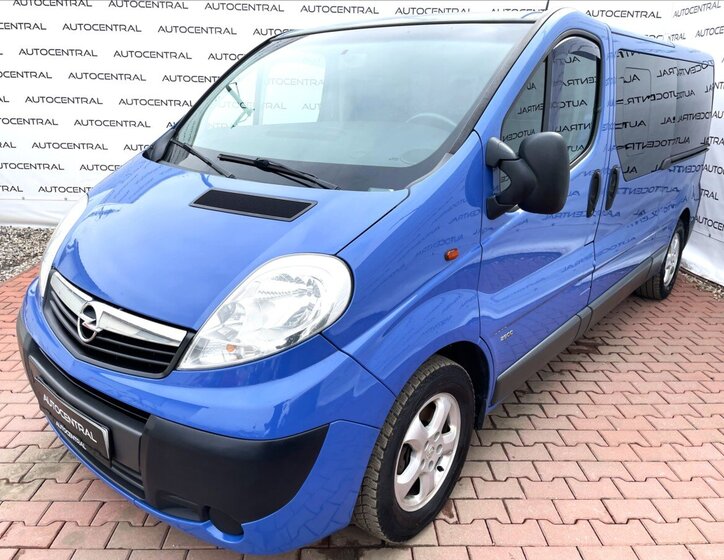 Opel Vivaro MPV 2,5 l 107 kw