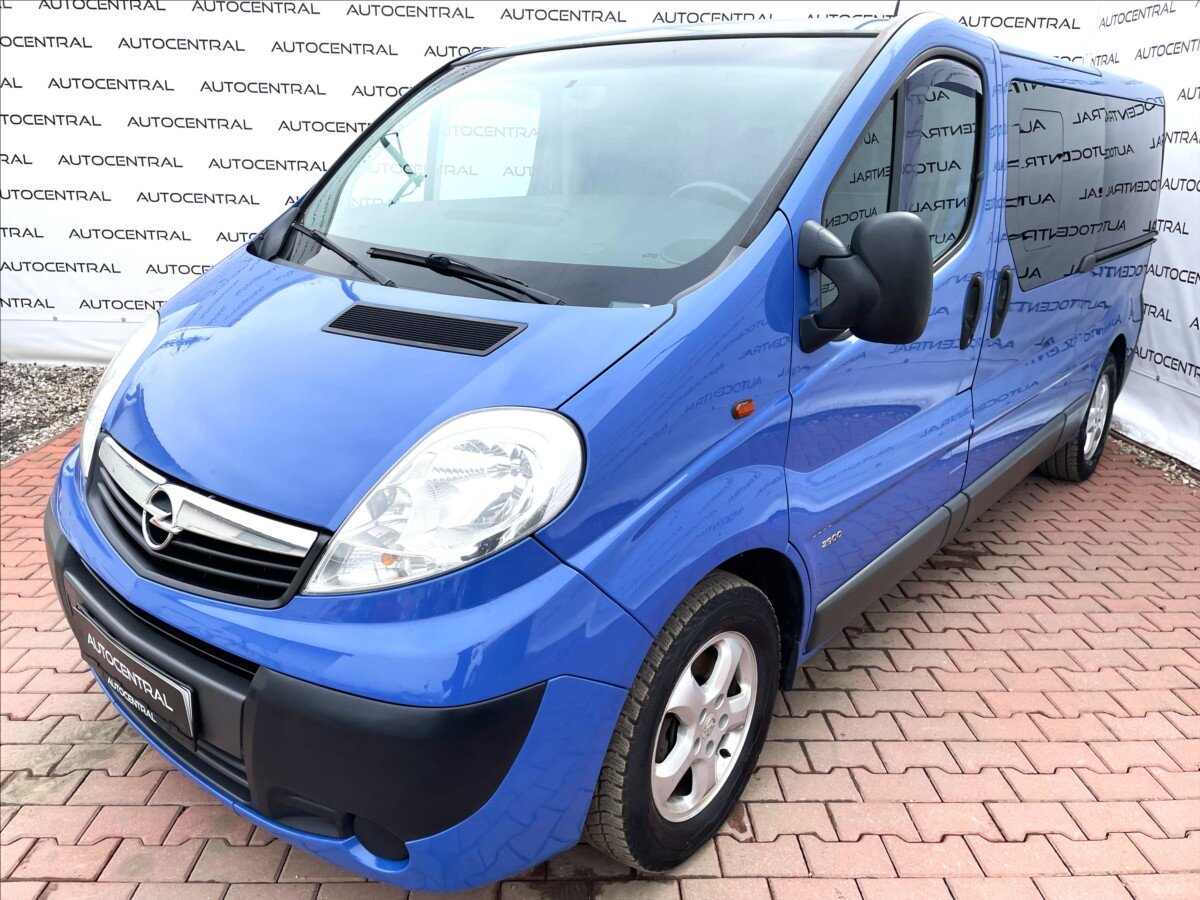 Opel Vivaro MPV 2,5 l 107 kw