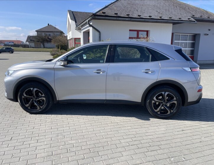 DS Automobiles DS7 Crossback Kombi 2,0 l 130 kw
