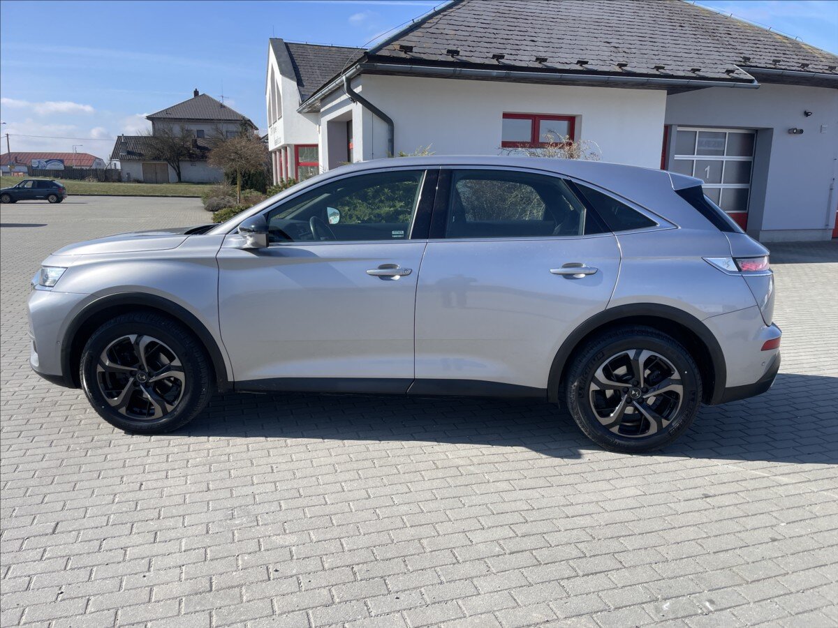 DS Automobiles DS7 Crossback Kombi 2,0 l 130 kw