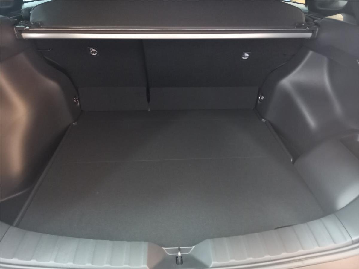 Toyota Corolla Cross SUV 2,0 l 131 kw