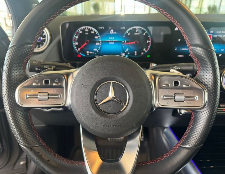 Mercedes-Benz GLA SUV / Terénní 2,0 l 110 kw