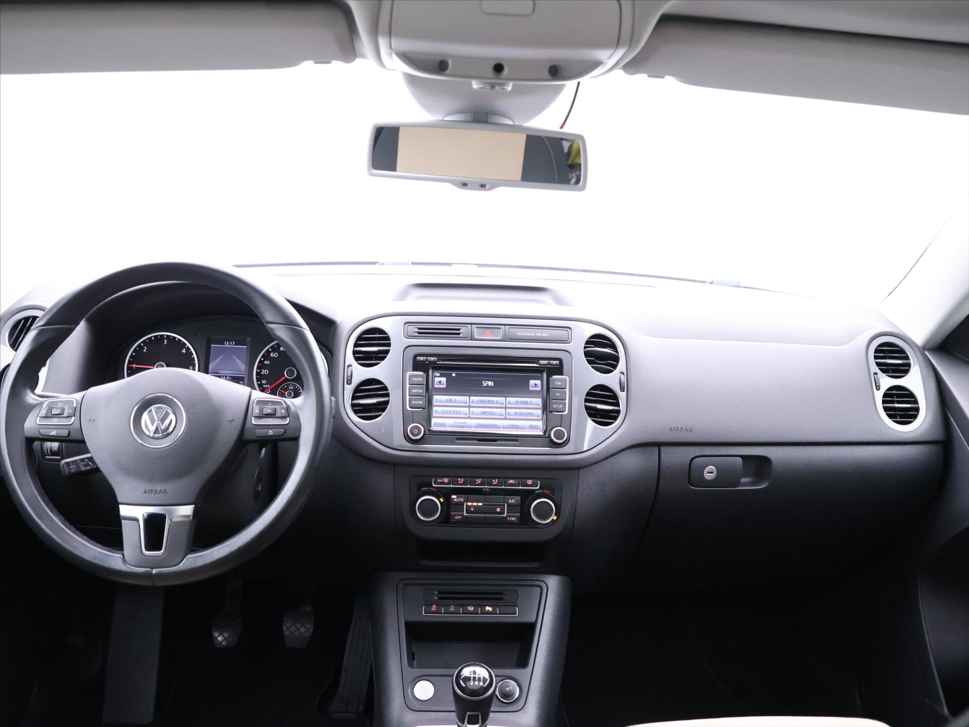 Volkswagen Tiguan SUV 2,0 l 81 kw