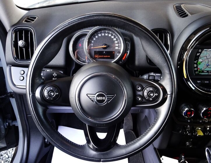 Mini Ostatní Kombi 1,5 l 165 kw