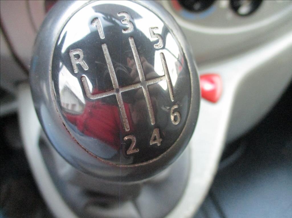 Renault Trafic Kombi 2,5 l 99 kw