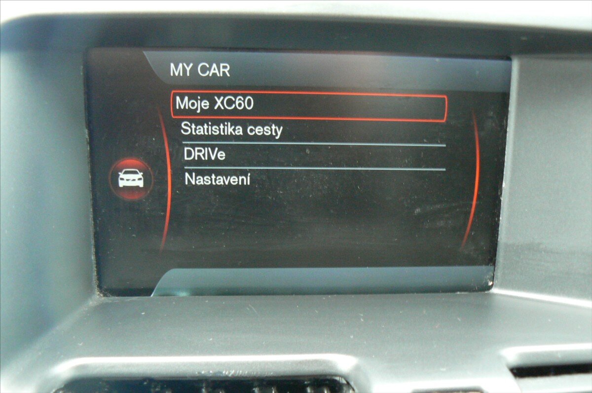 Volvo XC60 SUV 2,4 l 120 kw