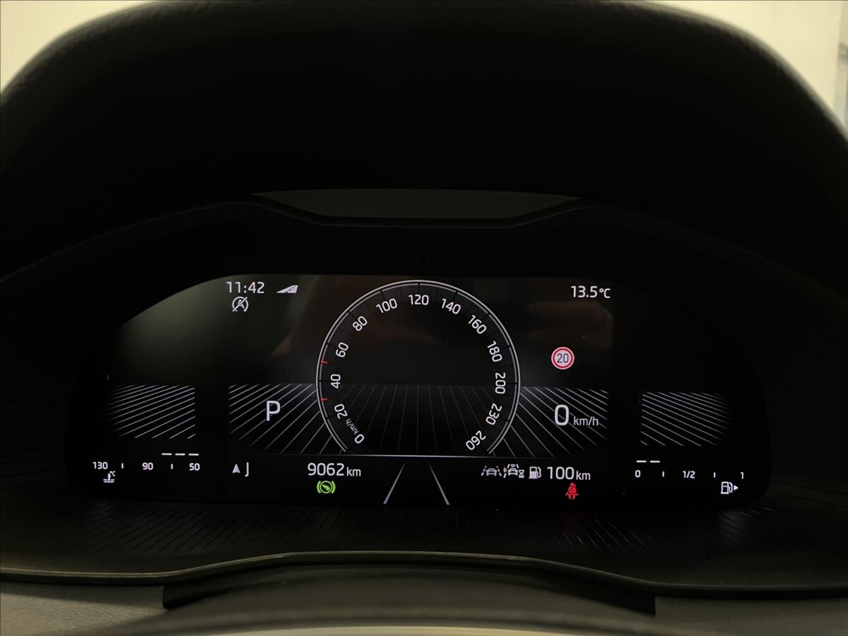 Škoda Kamiq SUV 999,0 85 kw