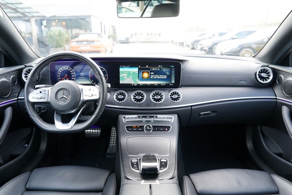 Mercedes-Benz Třídy E Kupé 2,0 l 180 kw