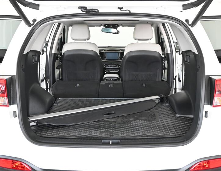 KIA Sorento 7