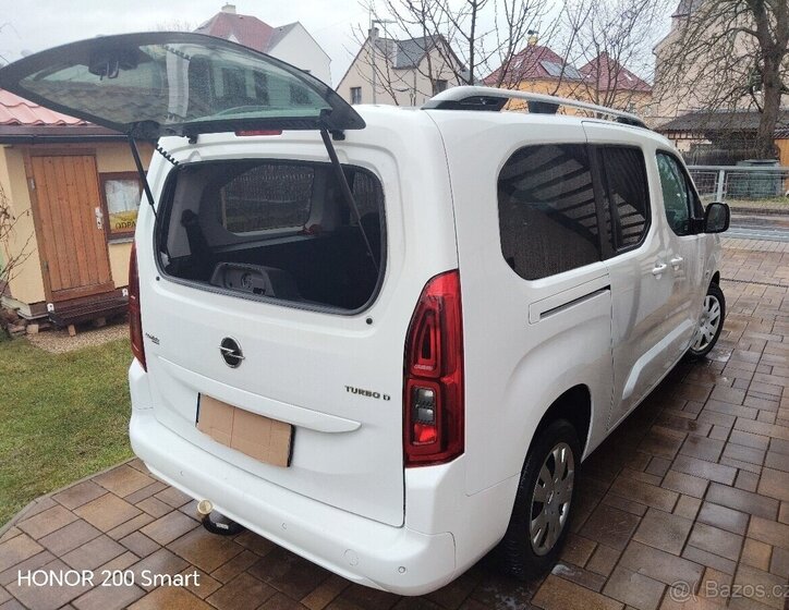 Opel Combo MPV 0,0 96 kw