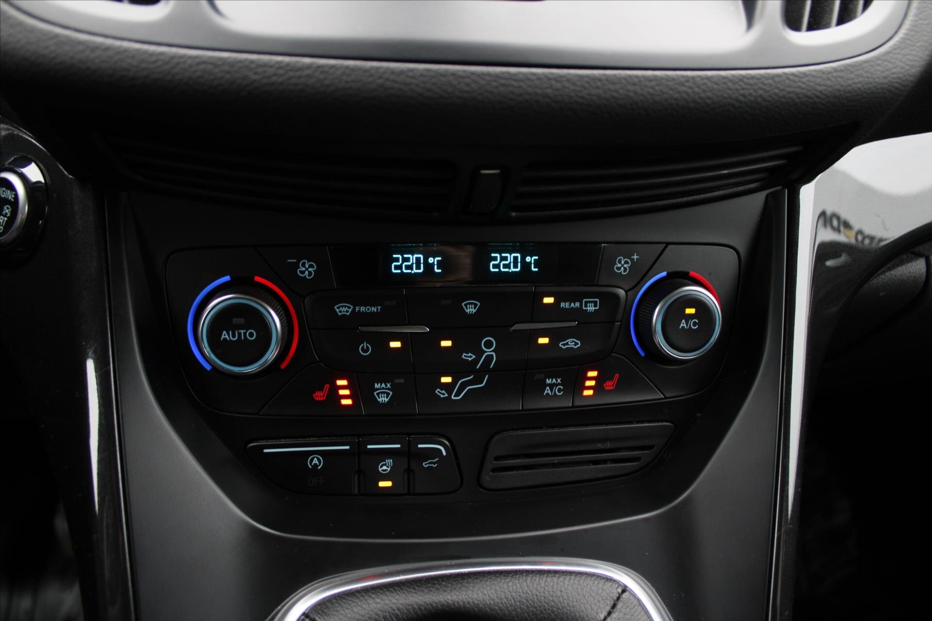 Ford Kuga SUV 1,5 l 110 kw