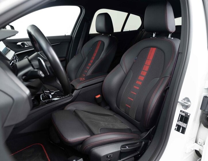 BMW Řada 1 Hatchback 2,0 l 195 kw